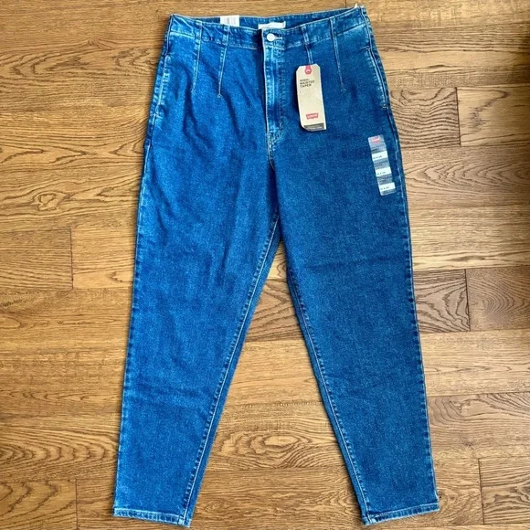 Levi’s High-Waisted Tapered Jeans - Picture 10 of 10